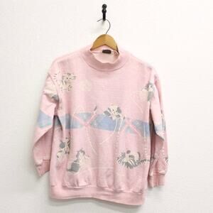 Vintage Kitty Cats with Yarn Sweatshirt Medium
